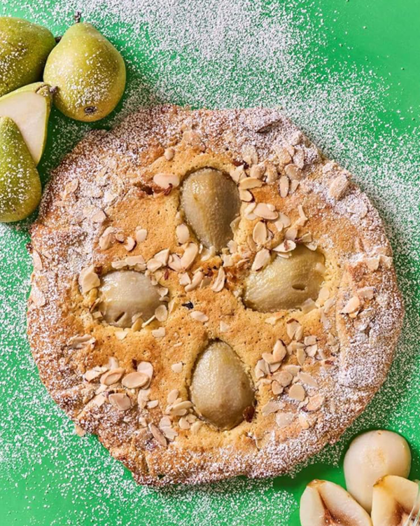 Pear almond galette (Amandine aux poires)