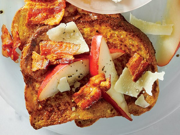 Pear and bacon whole-grain French toast