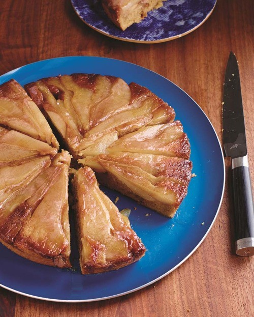 Pear and brown sugar upside-down cake