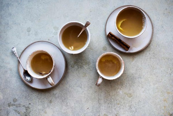 Pear and cardamom hot toddy