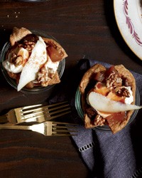 Pear and fig pie-in-a-jar