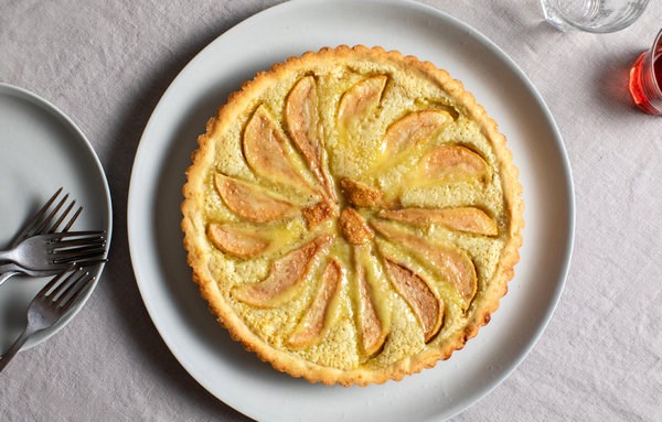 Pear and frangipane crostata