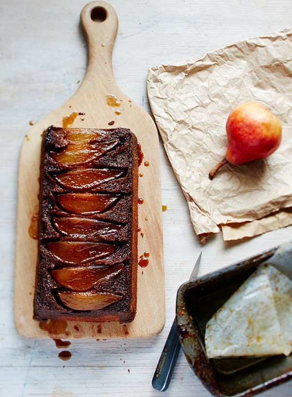 Pear and rye upside-down cake