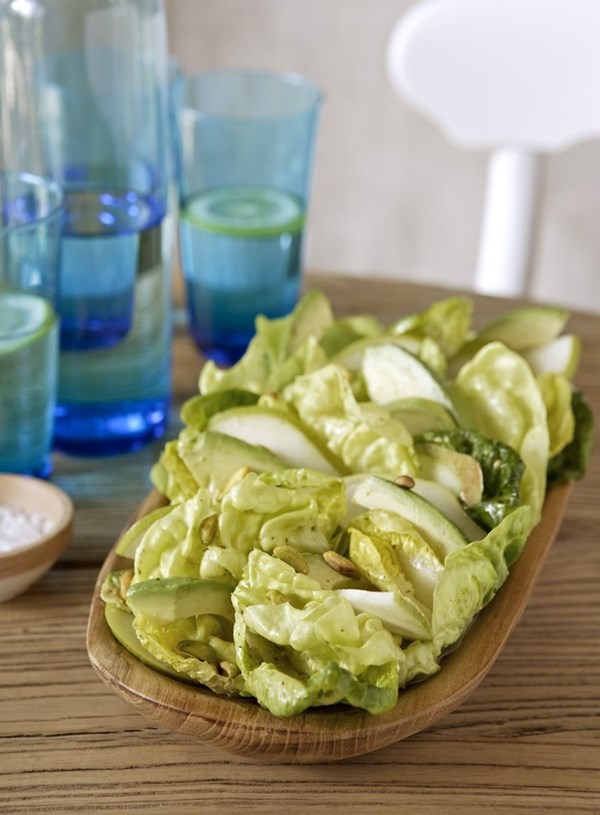 Pear, avocado and mixed greens with pistachio and tarragon dressing