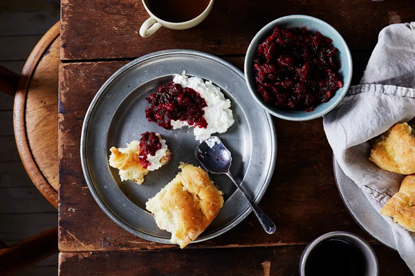 Pear, brandy and walnut cranberry sauce