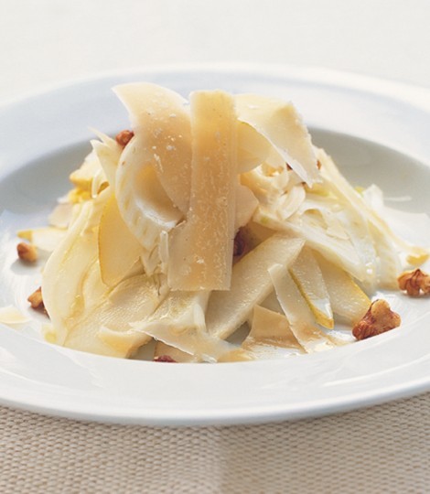 Pear, fennel and walnut salad