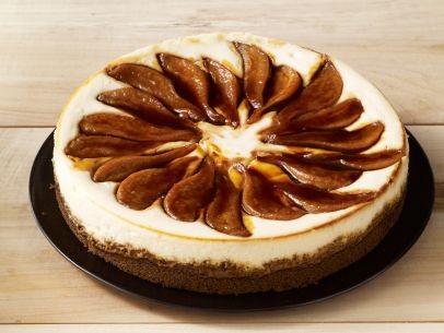 Pear-gingersnap cheesecake