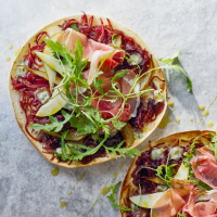 Pear, prosciutto, rocket and Gorgonzola flatbread pizzas