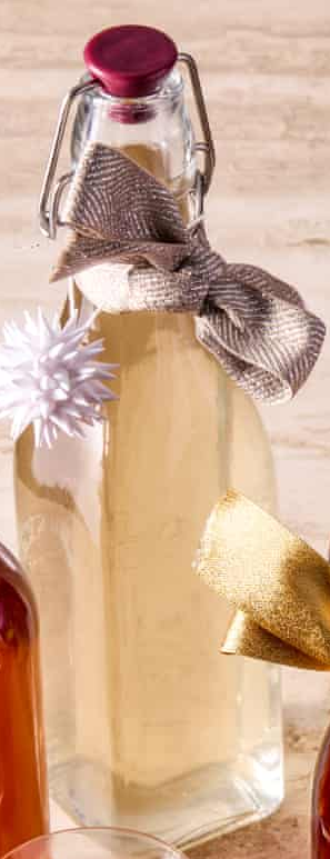 Pear ratafia