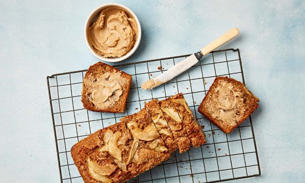 Pear, rye and cardamom cake