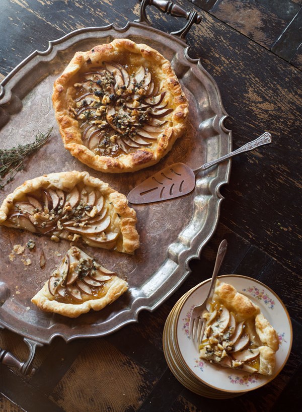 Pear-thyme galettes