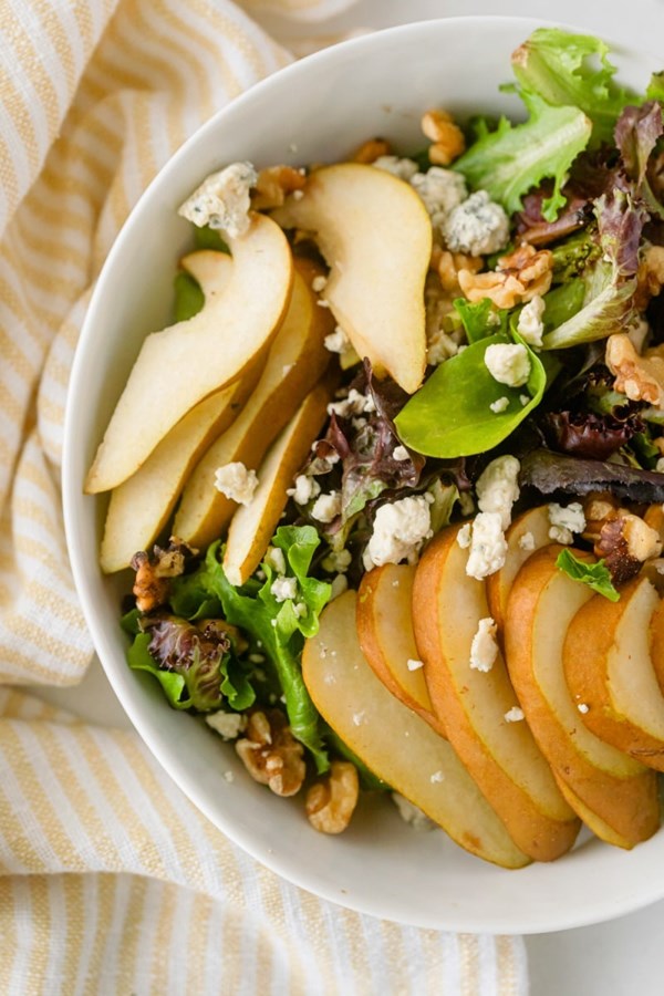 Pear walnut and blue cheese salad with cranberry vinaigrette
