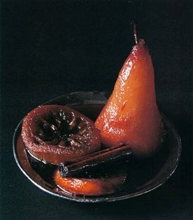 Pears poached in Moroccan wine with oranges, cardamom, vanilla, and cinnamon (Poires pochées au vin Marocain cardamone, vanille, cannelle)