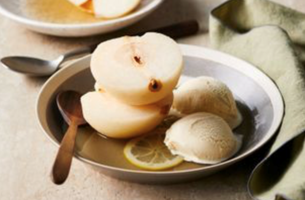 Pears poached in spiced honey syrup (Baesuk) [Eun Hee An]