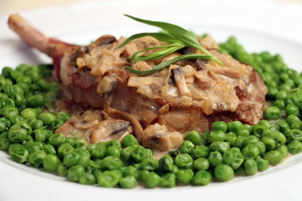 Peas with basil