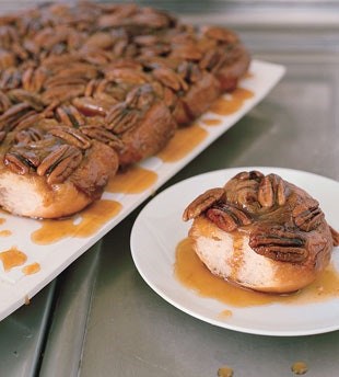 Pecan honey sticky buns