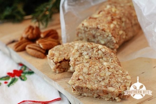Pecan log
