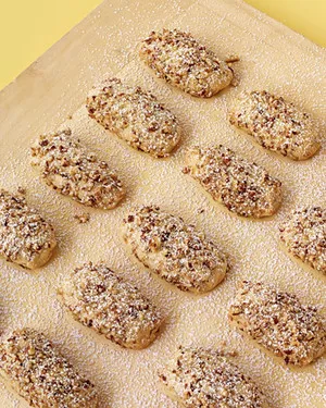 Pecan logs