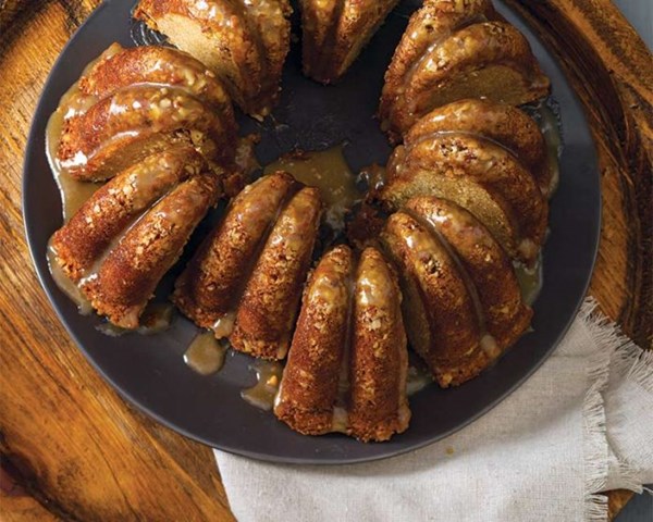Pecan pie bundt cake