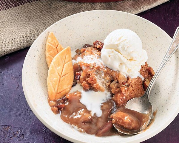 Pecan pie cobbler