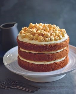 Pecan pie popcorn naked cake