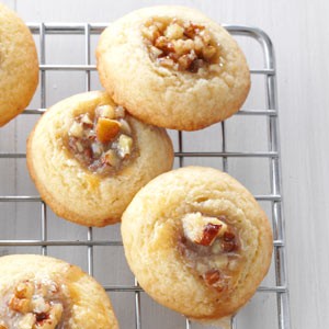 Pecan pie thumbprints cookies