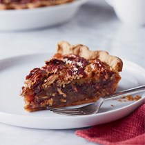 Pecan pie with candied ginger and rum [Alice Medrich]