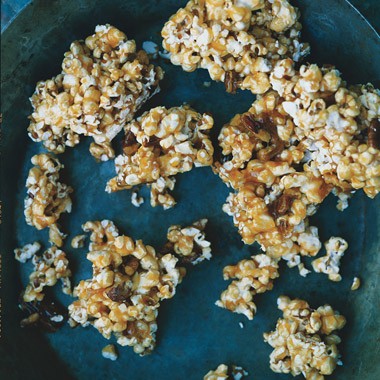 Pecan praline popcorn treats