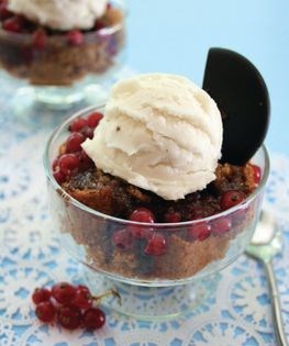 Pecan praline trifle