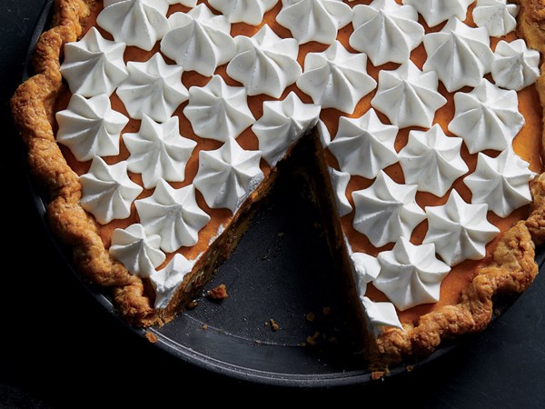 Pecan-pumpkin cream pie