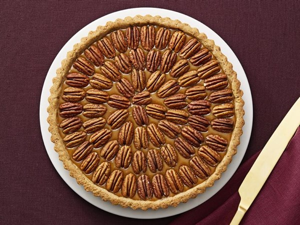 Pecan sandie caramel tart 