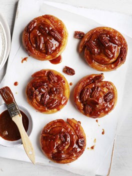 Pecan sticky buns