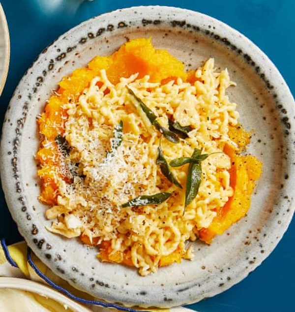 Pecorino squash spätzle