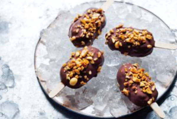 Pedro Ximénez Magmums with salted peanuts