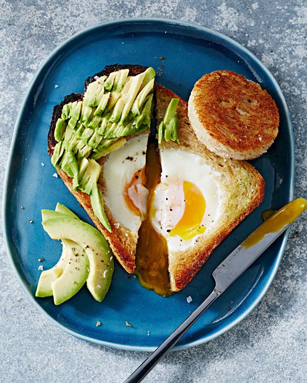 Peekaboo avocado toast