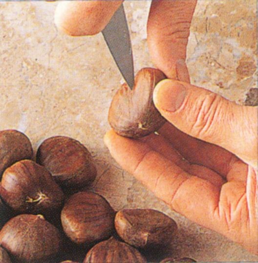 Peeling chestnuts