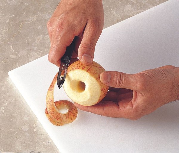 Peeling hard fruit