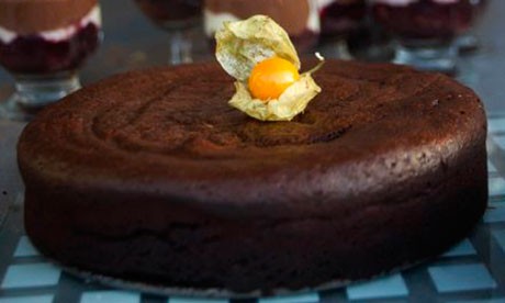 Peggy's chilli chocolate torte