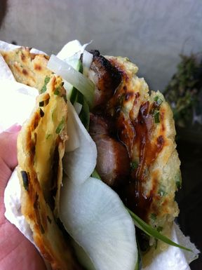 Peking pork belly tacos