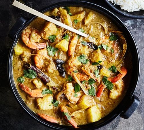 Penang prawn & pineapple curry