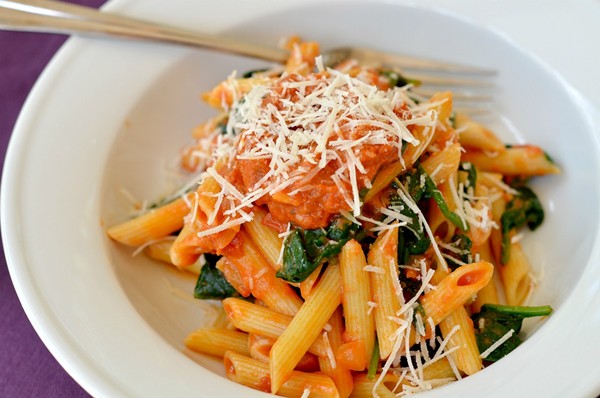 Penne and spinach a la vodka