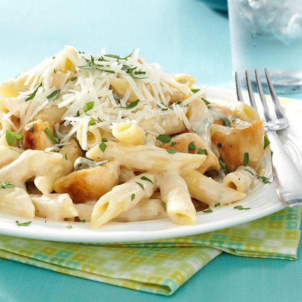 Penne Gorgonzola with chicken 