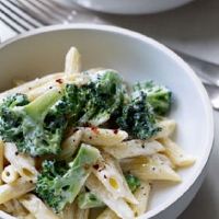 Penne with broccoli and ricotta