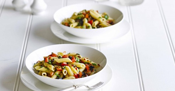 Penne with chopped puttanesca sauce