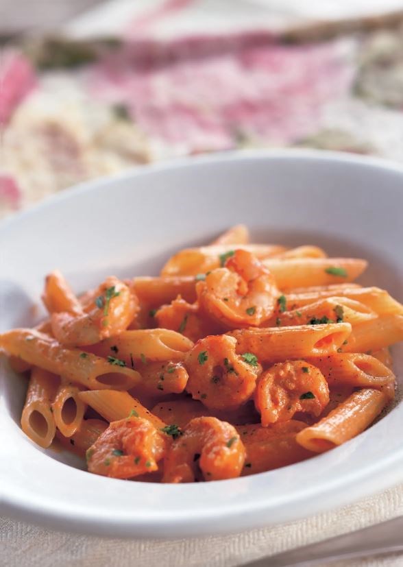 Penne with shrimp, cream, and tomato