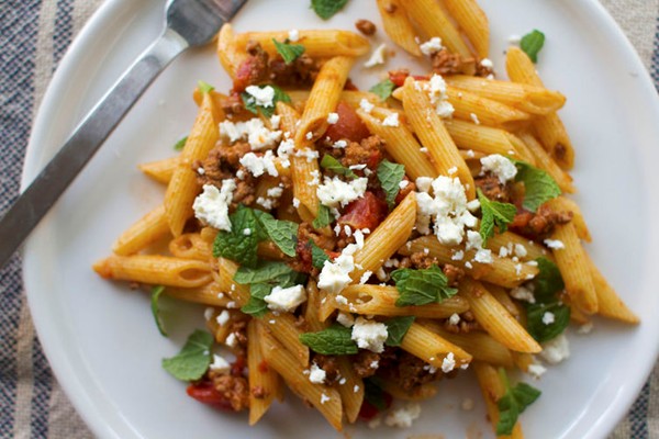 Penne with spicy lamb sauce