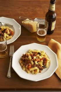 Penne with tomatoes and prosciutto (Penne al prosciutto e pomodoro)