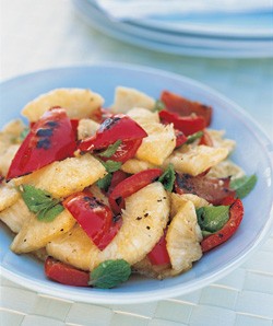 Pepper and pineapple salad