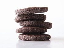 Pepper and spice dark chocolate cookies