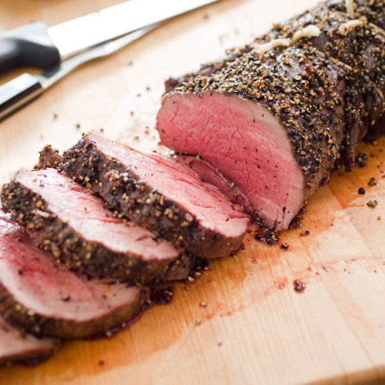 Pepper-crusted beef tenderloin roast